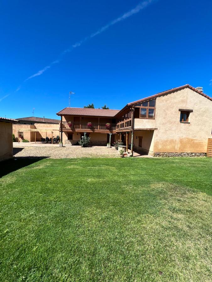 Casa Villa Franca Llamas de la Ribera Екстер'єр фото